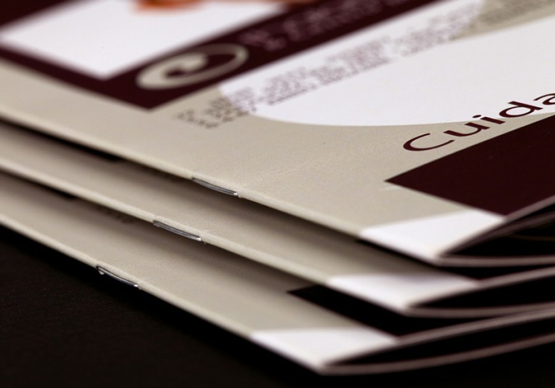 brochures-metal